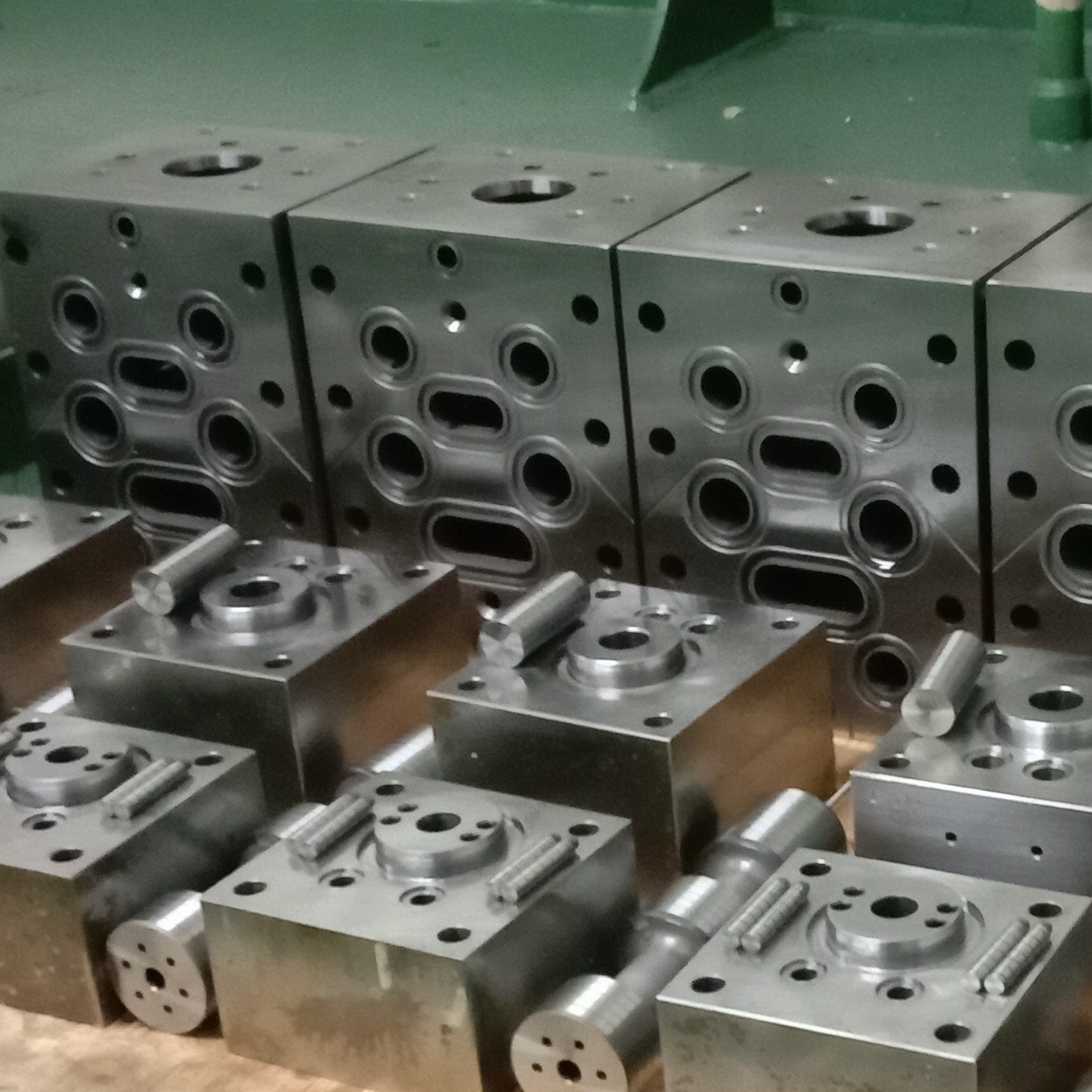 .FIVA VALVE