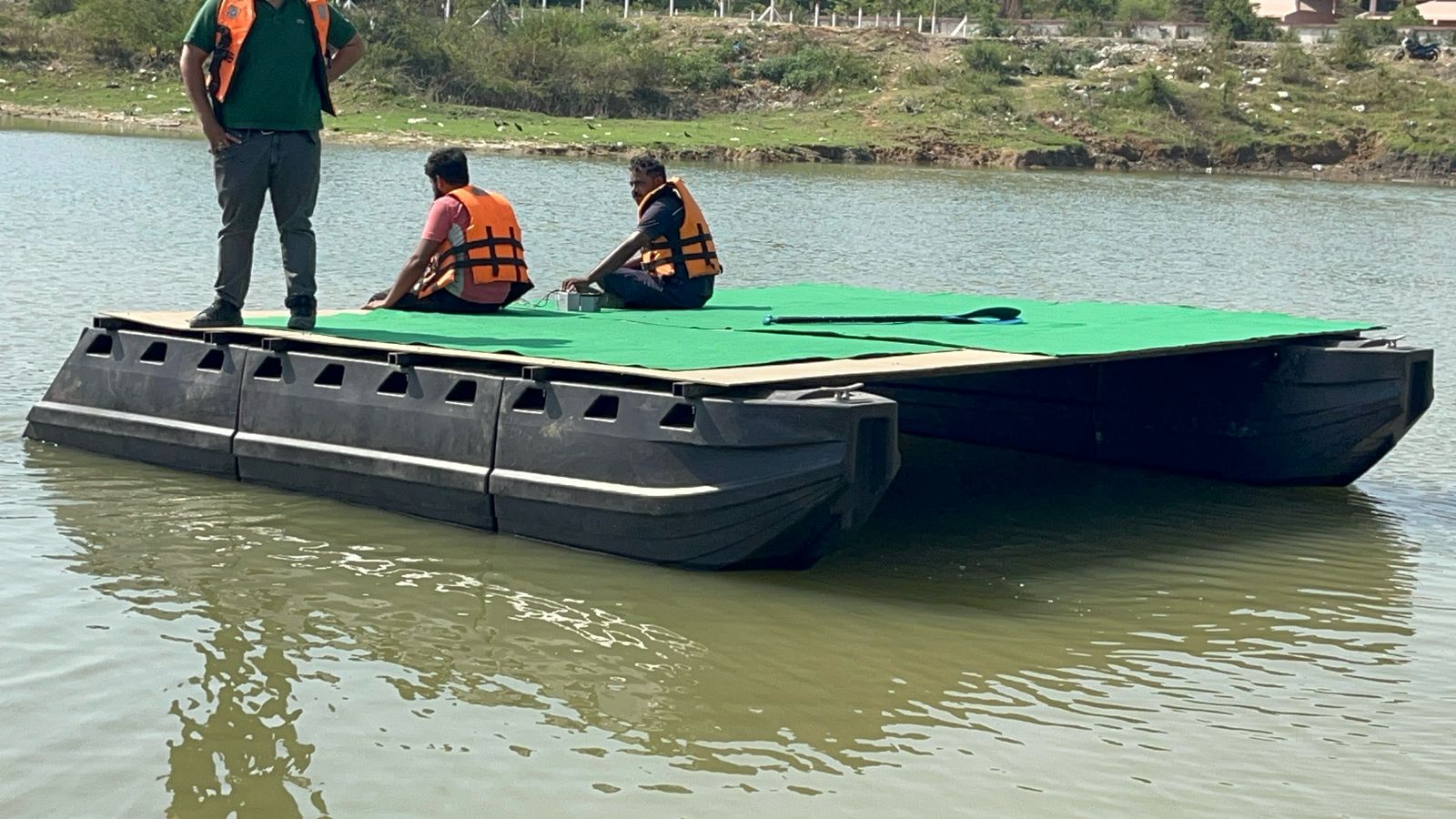 Modular Pontoon Boat